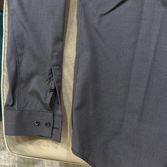 NWOT men’s theory blue button down - Picture 4 of 6